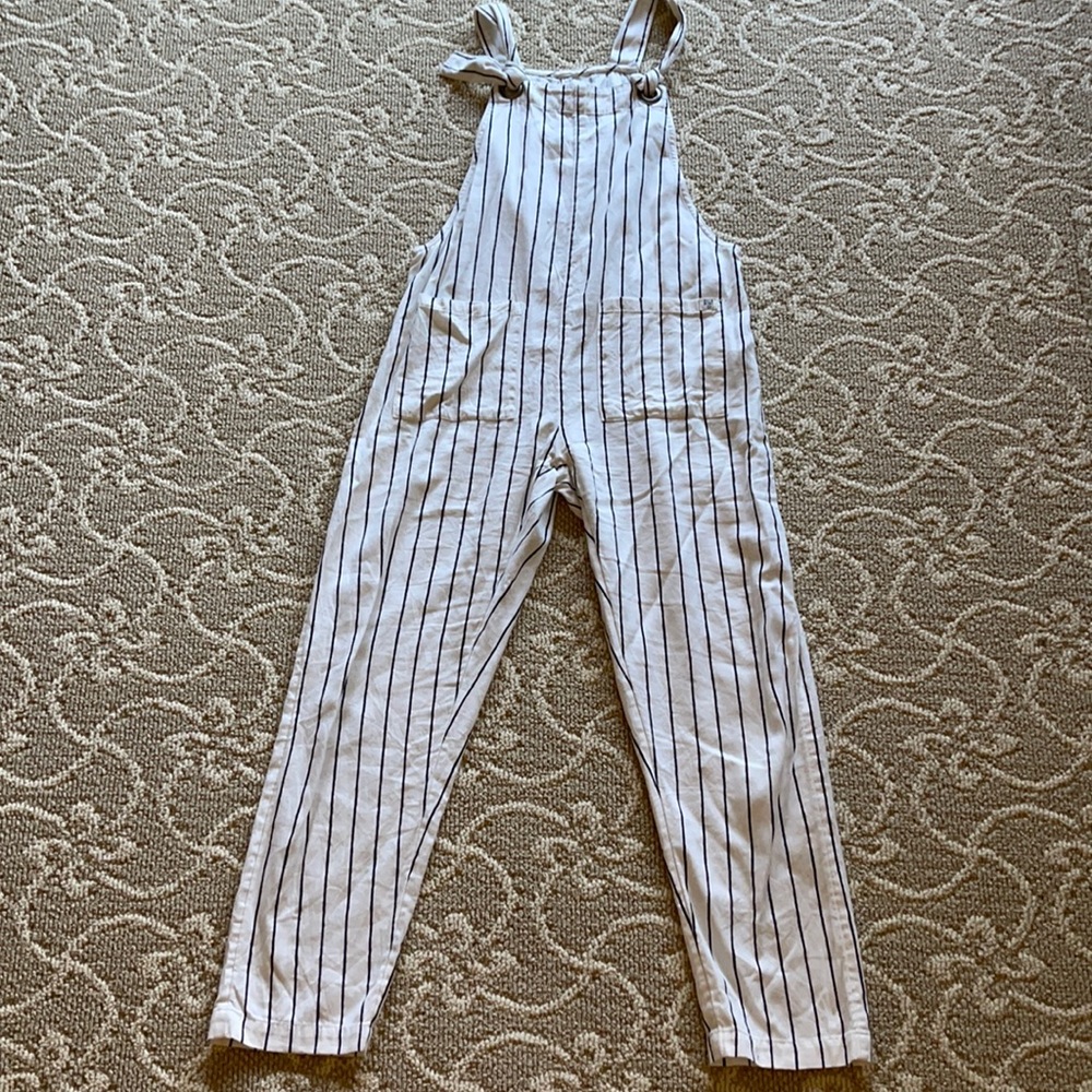 Girls Billabong jumpsuit